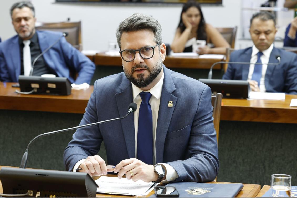 Mantoan está preocupado com os servidores da segurança pública