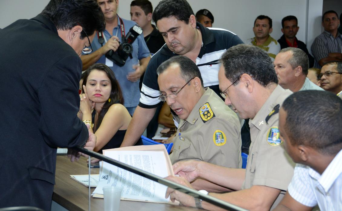 Deputados aprovam PCCS dos Bombeiros e dos Policiais Militares
