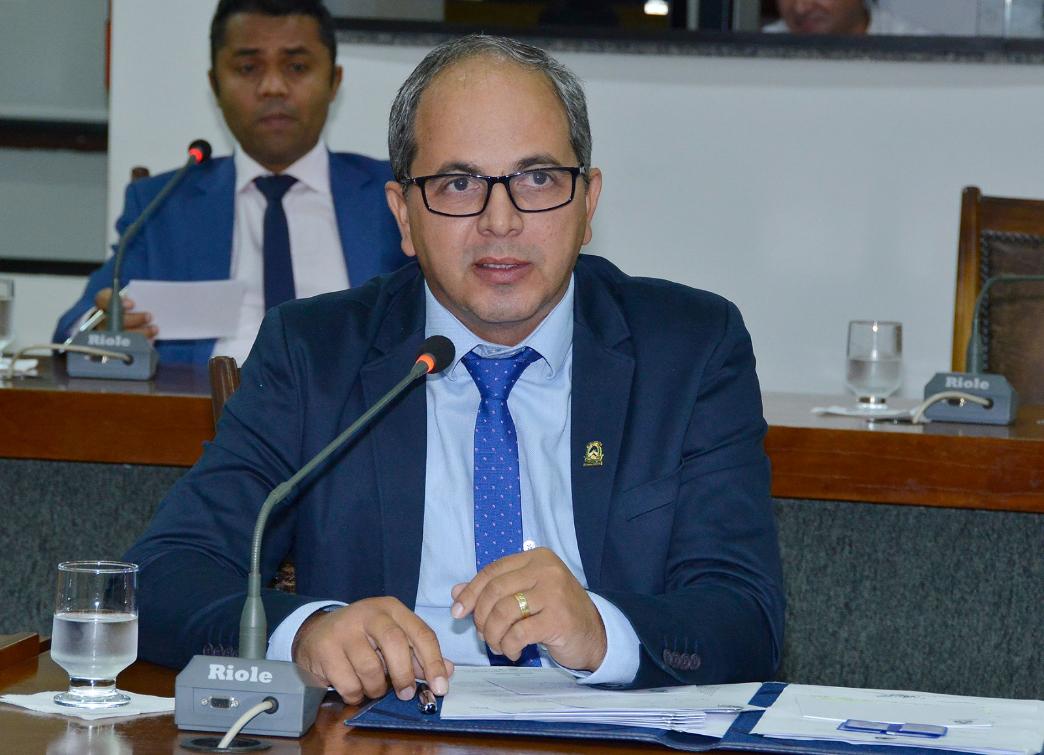 Deputado Wiston Gomes durante sessão ordinária desta quarta, 01 Deputado Wiston Gomes durante sessão ordinária desta quarta, 01