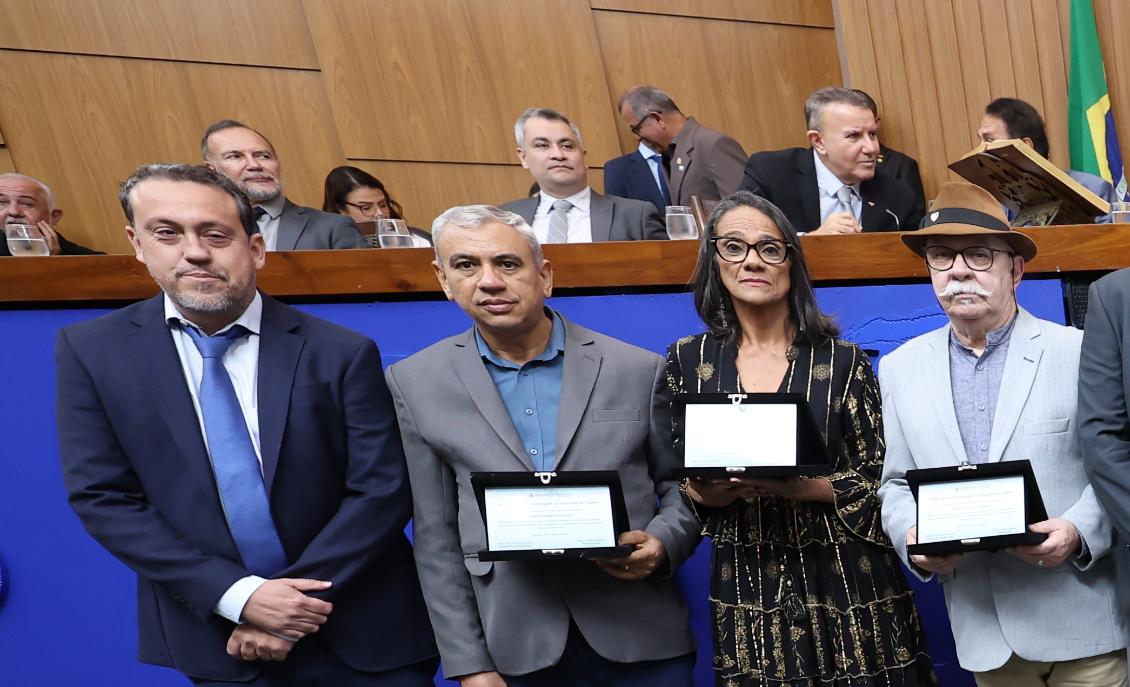 Os homenageados são Dalva Chaves, Miguel De Negri e Carlos Roberto Lopes Os homenageados são Dalva Chaves, Miguel De Negri e Carlos Roberto Lopes