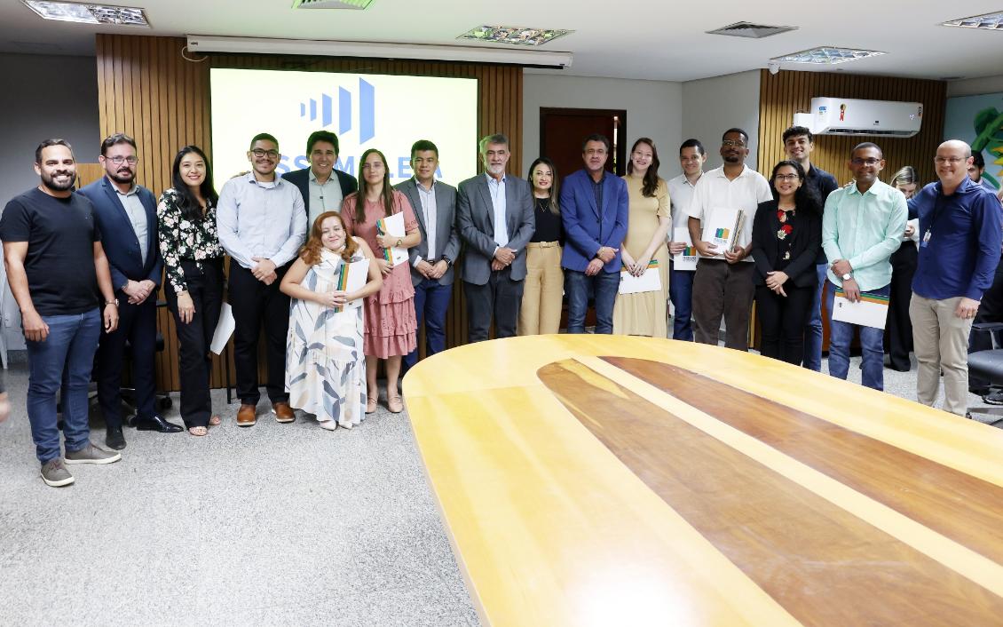 Parlamentares, servidores e familiares dos novos efetivos participaram da solenidade