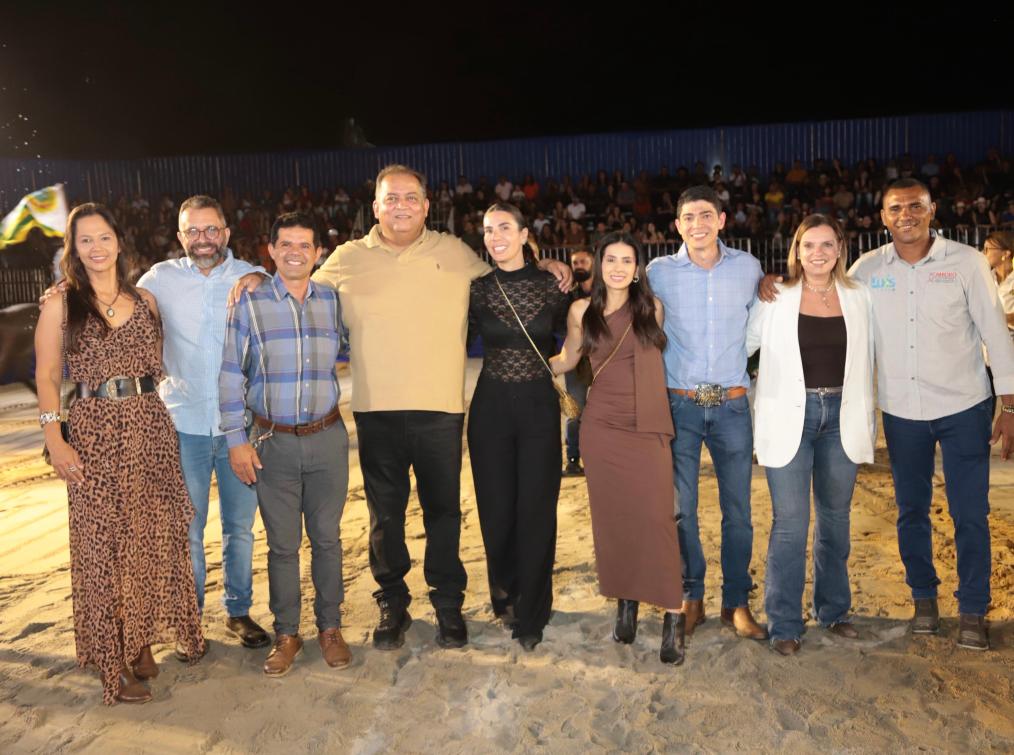 Deputada participa da abertura da FestMicro em Paraíso 
