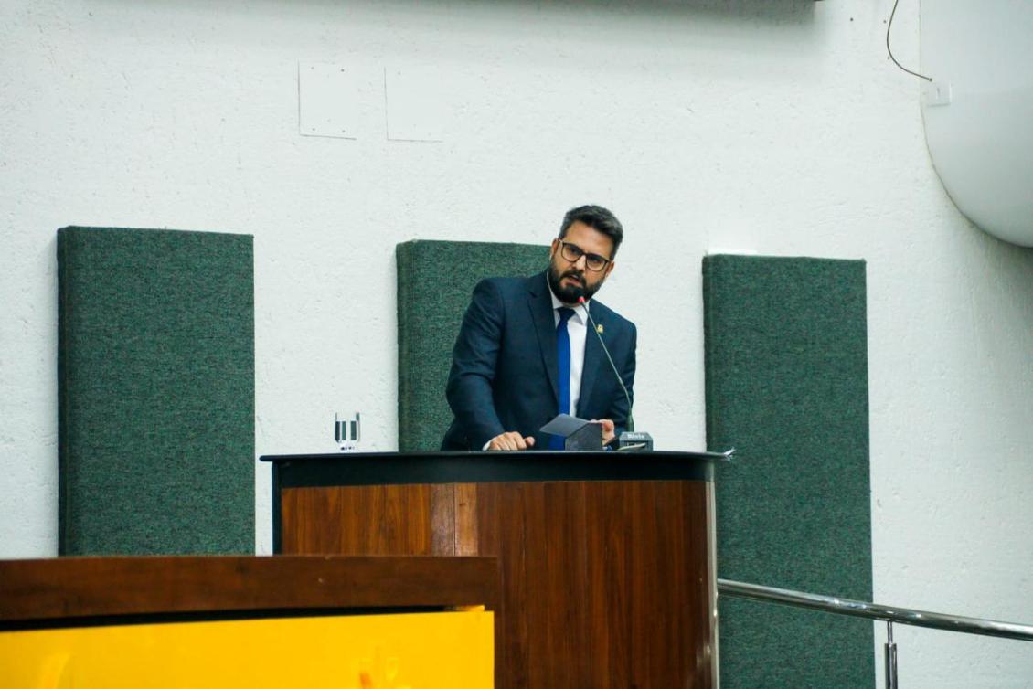 Deputado Mantoan defende valorização de profissionais da saúde e da segurança pública