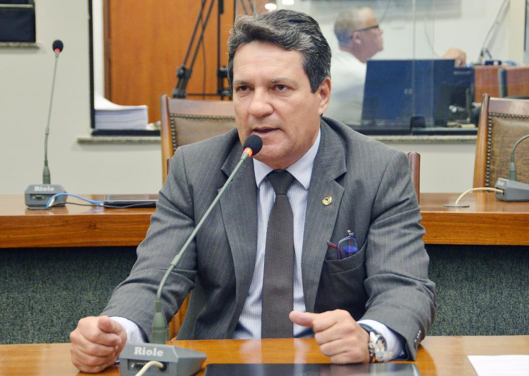 Proposta é de autoria do deputado Osires Damaso