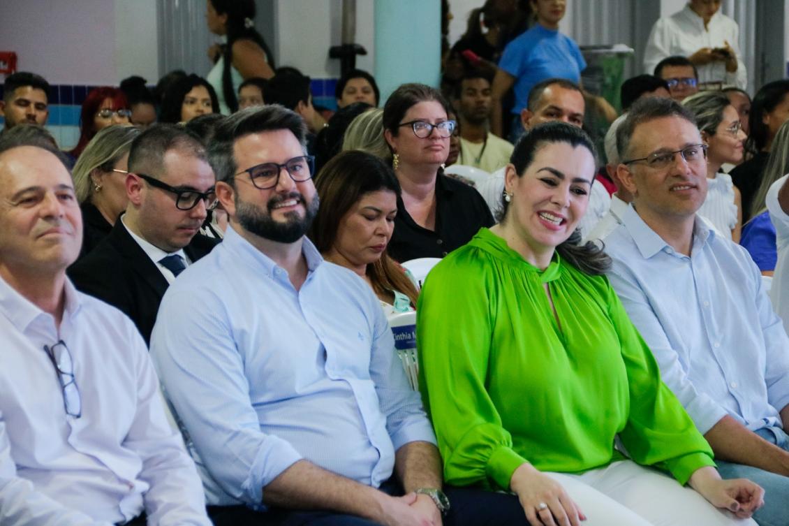 Deputado Mantoan na inauguração do Cmei que leva o nome da professora Juscéia