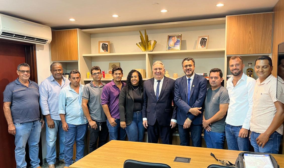 Durante a reunião foram abordados diversos temas de relevância para a região