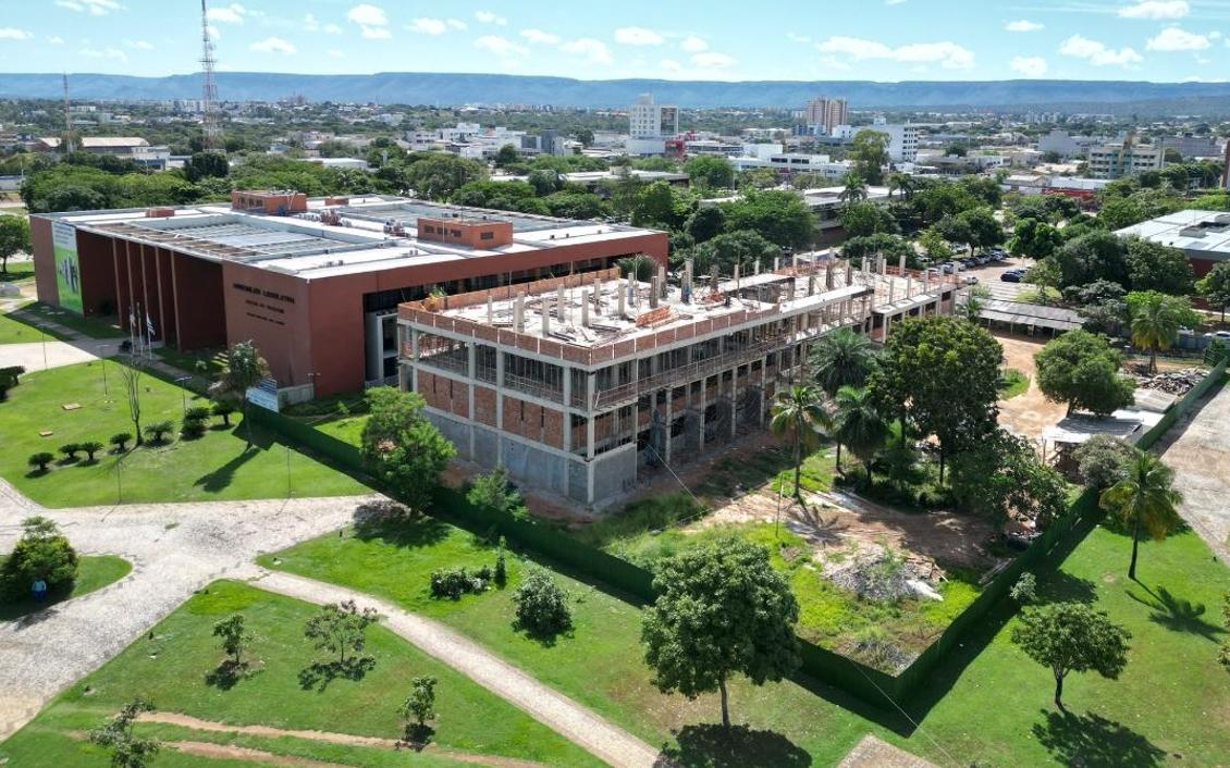Obra deve ser entregue até o final do ano Obra deve ser entregue até o final do ano