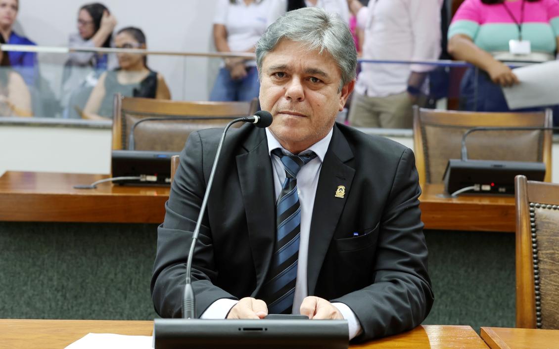 Eduardo do Dertins (Cidadania) é líder do Bloco União Brasil, PV, PCdoB, PSDB e Cidadania Eduardo do Dertins (Cidadania) é líder do Bloco União Brasil, PV, PCdoB, PSDB e Cidadania
