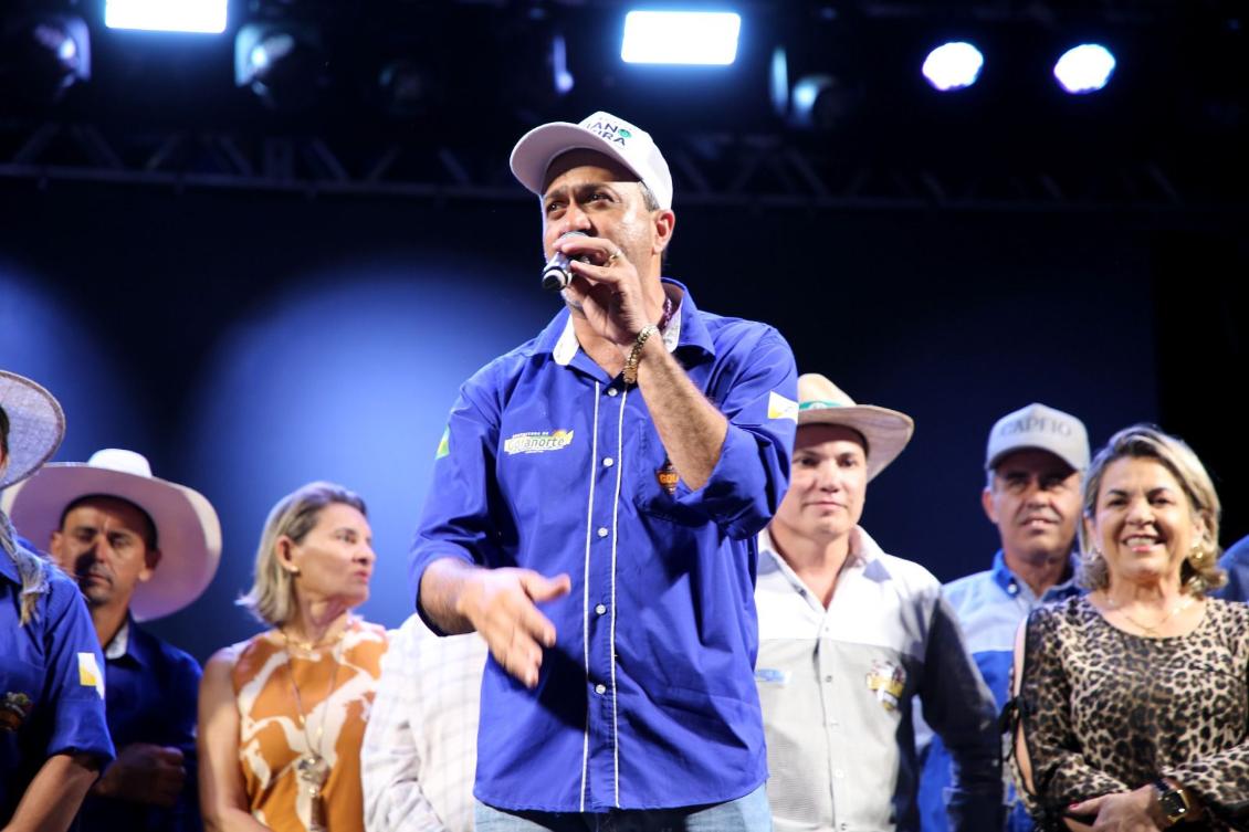 Luciano Oliveira parabenizou a cidade e a prefeita Nega pela programação bem-sucedida. Luciano Oliveira parabenizou a cidade e a prefeita Nega pela programação bem-sucedida.