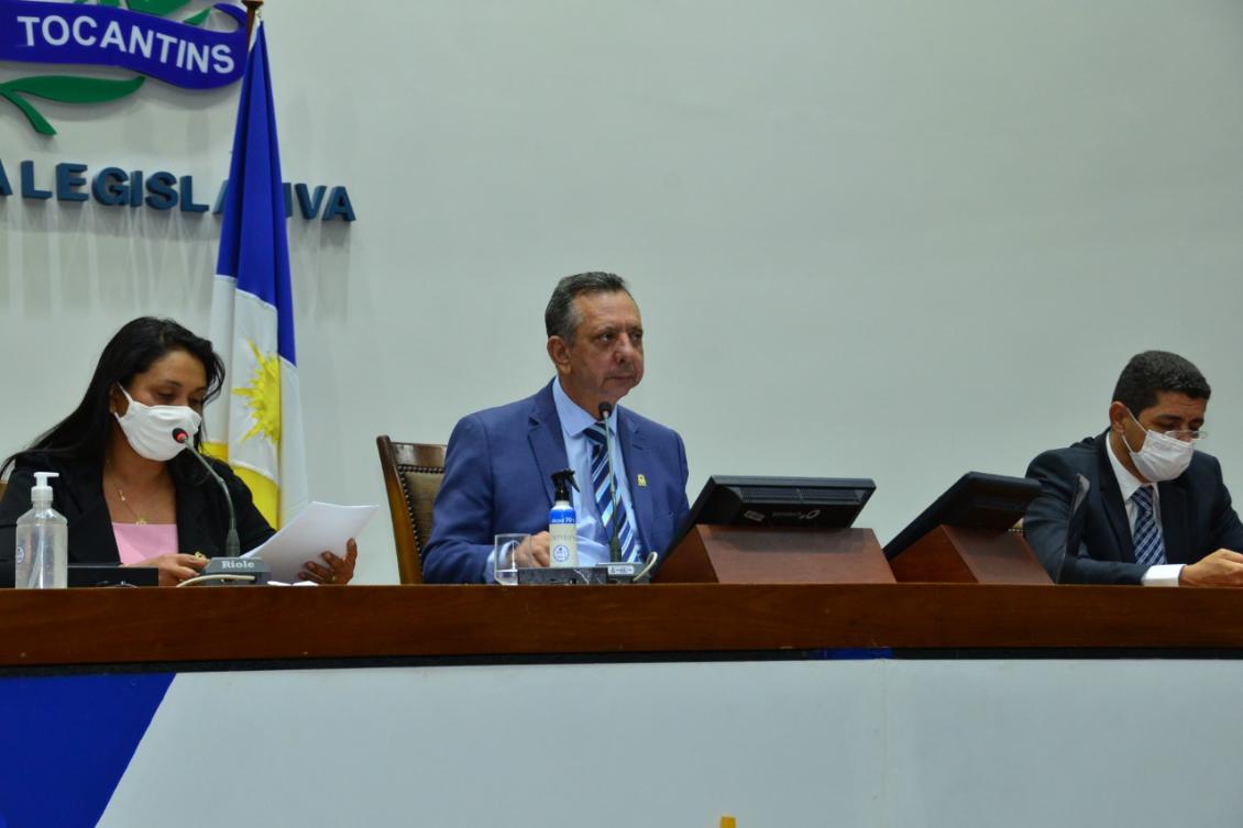 Antonio Andrade durante sessão desta segunda, 12. Antonio Andrade durante sessão desta segunda, 12.