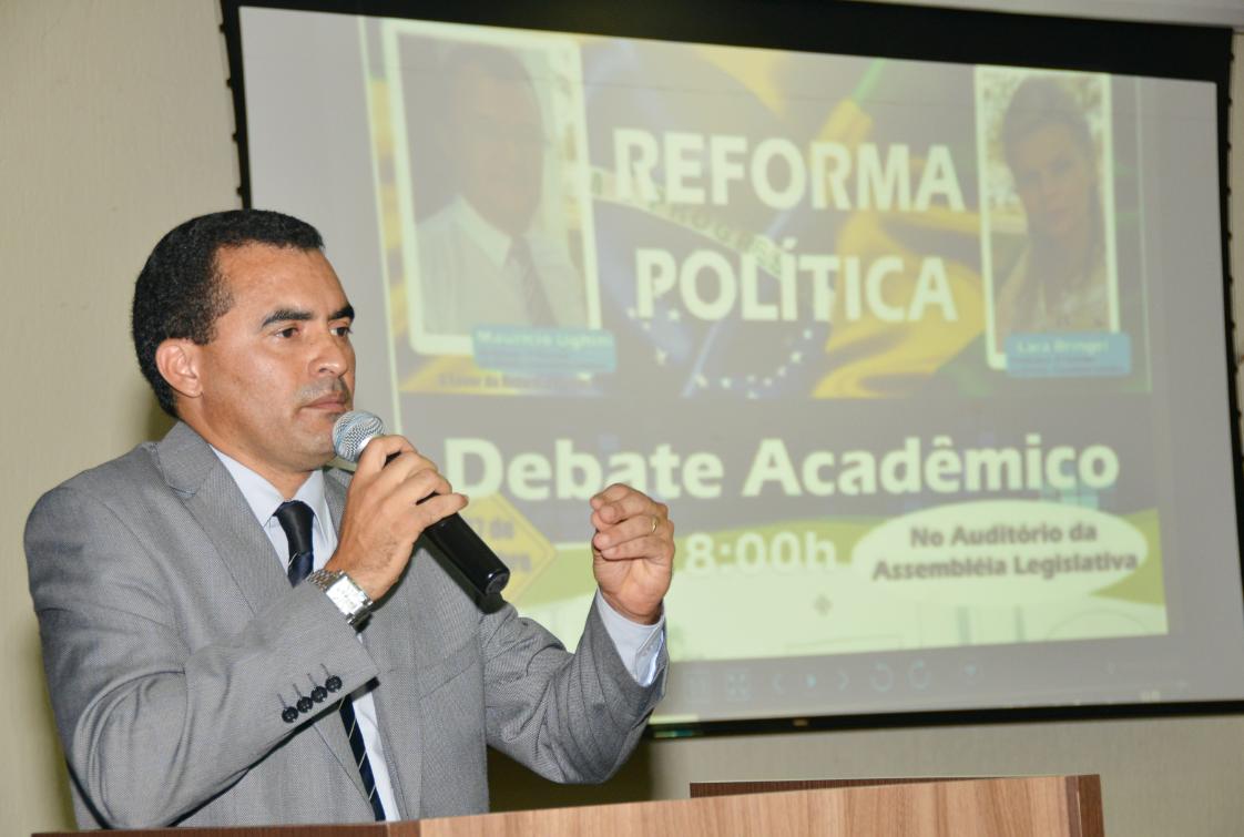 Vanderlei Barbosa defende fidelidade partidária na reforma política