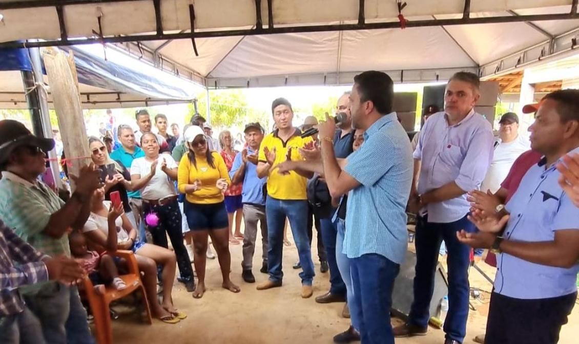 Em visita a região, o deputado entregou benefícios que fortalecerão a bacia leiteira e a agricultura