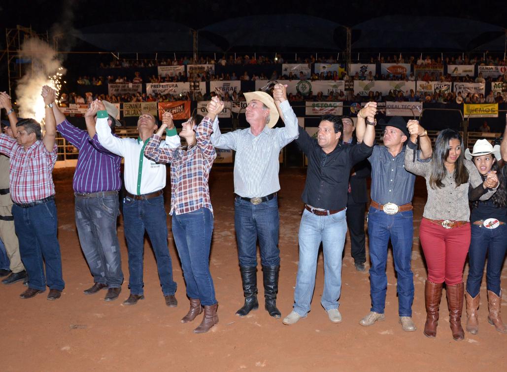 Osires Damaso com o povo em Guaraí Osires Damaso com o povo em Guaraí