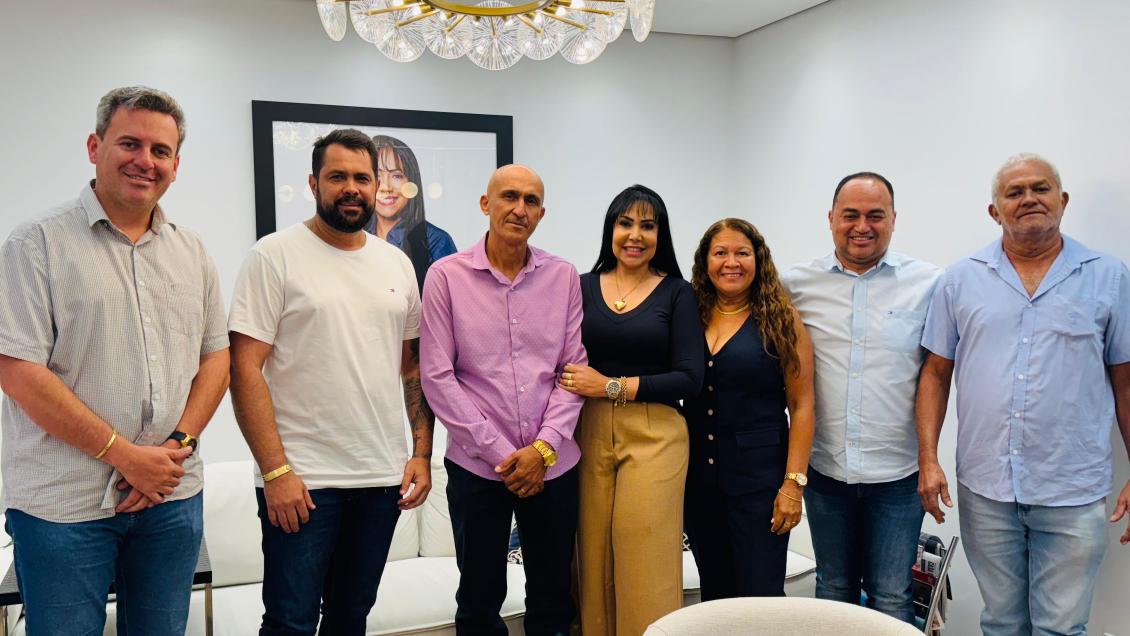 Em visita ao gabinete, gestor e vereadores apresentaram demandas prioritárias para cidade Em visita ao gabinete, gestor e vereadores apresentaram demandas prioritárias para cidade