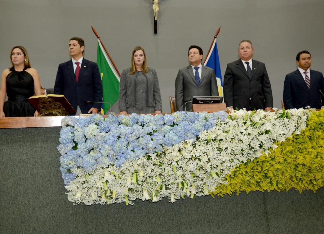 Ex-governadores foram homenageados na Assembleia Legislativa nos 27 anos do Tocantins