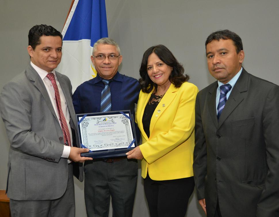 Sessão Solene na Assembleia Legislativa deputados homenageiam portadores de necessidades especiais