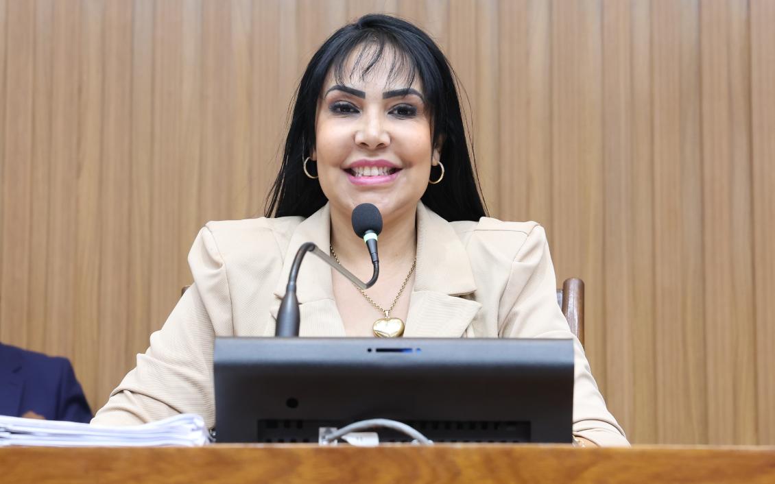 Criação do cartão poderá ampliar o acesso a medicamentos essenciais para as pessoas idosas Criação do cartão poderá ampliar o acesso a medicamentos essenciais para as pessoas idosas