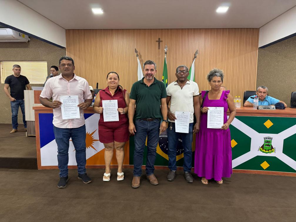 Os equipamentos facilitam o preparo da terra e aumentam a produtividade dos pequenos produtores.