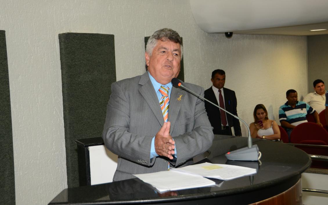 Stalin afirma que a greve está servindo de palanque para oposição