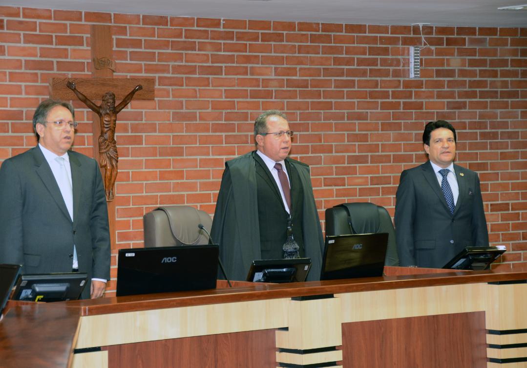 Executivo, Legislativo e Judiciário iniciam oficialmente o ano de 2016
