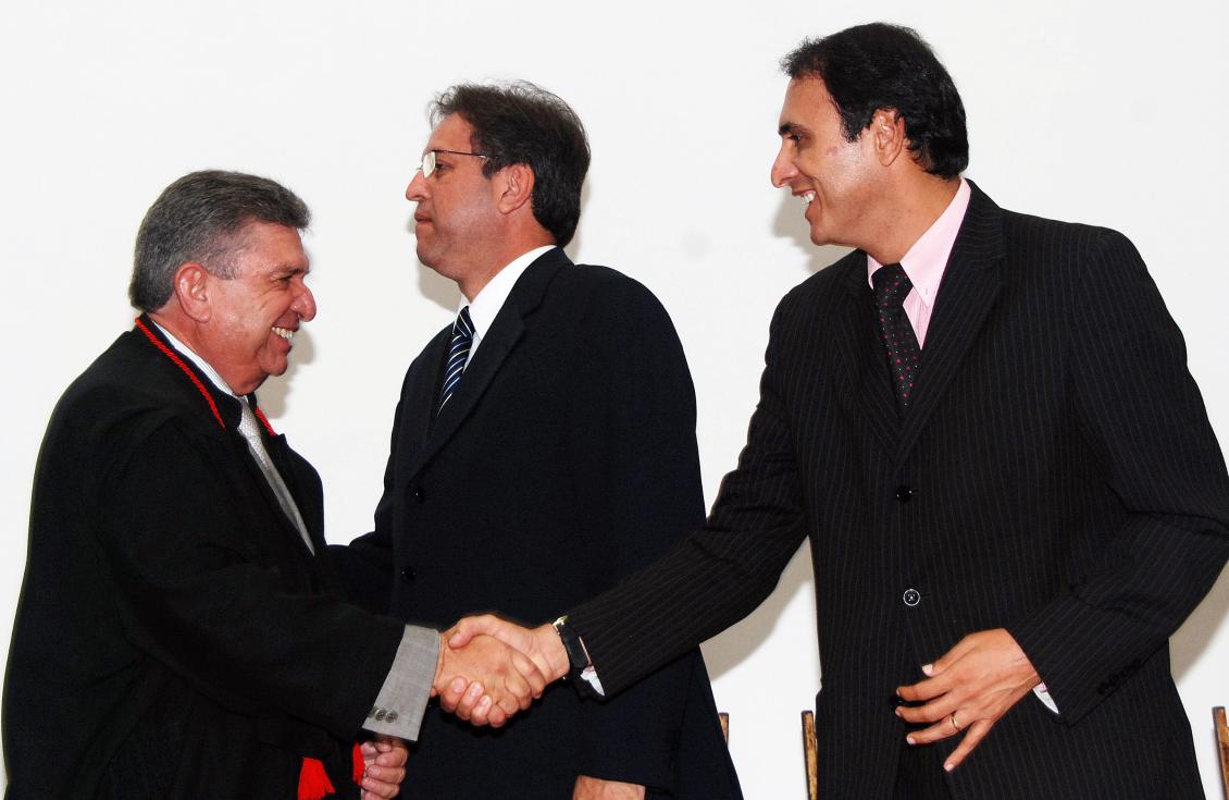 Presidente cumprimenta Clenan Pereira