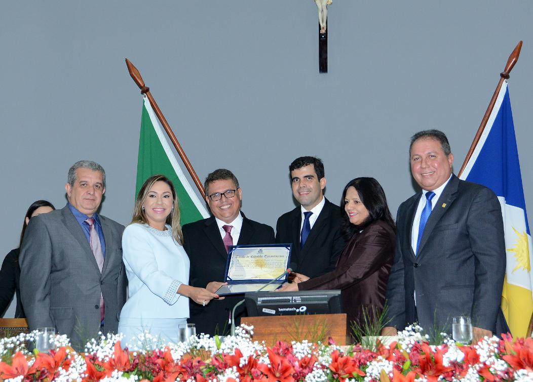 Conselheiro Severiano Costandrade recebe título de cidadão tocantinense na AL