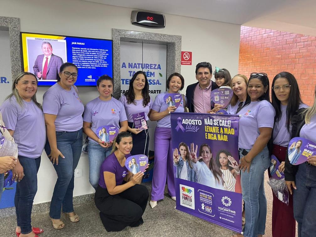 Professor Júnior Geo e representantes da Secretaria de Estado da Mulher 