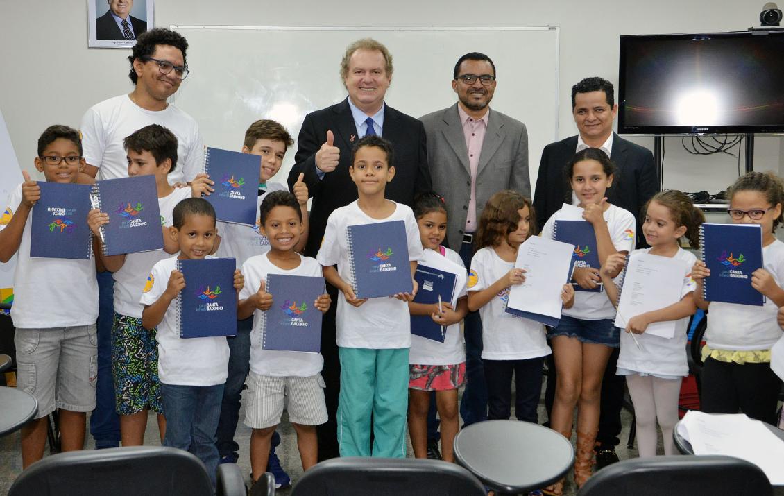 A apresentação está marcada para as 18h 