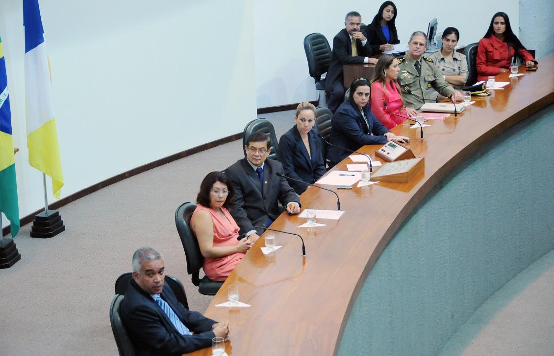 Josi Nunes (PMDB) preside sessão solene