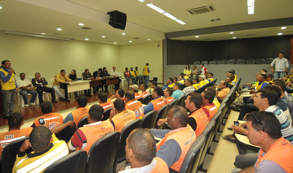 Mototaxistas agradecem à aprovação do projeto que concede isenção do ICMS na aquisição de motos 