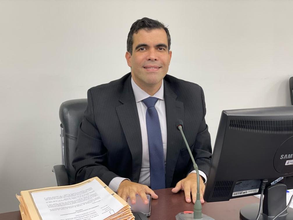 Redução de ICMS já é sentida na conta de energia elétrica dos tocantinenses Redução de ICMS já é sentida na conta de energia elétrica dos tocantinenses